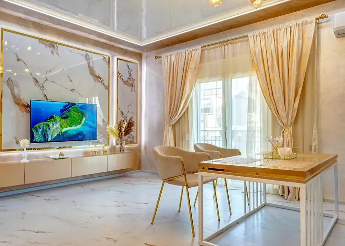 тематични дубай и малдиви Néa Péramos